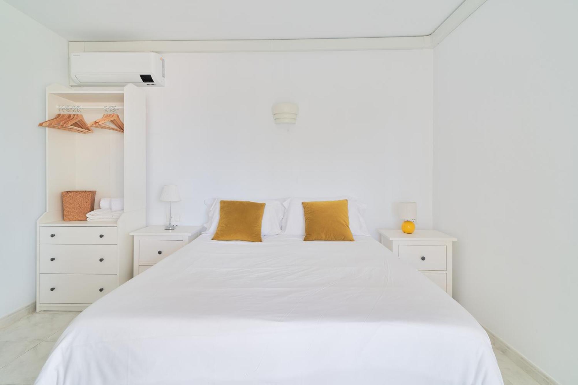 Weforyou Melisa House Near To The Beach เบนัลมาเดนา ภายนอก รูปภาพ