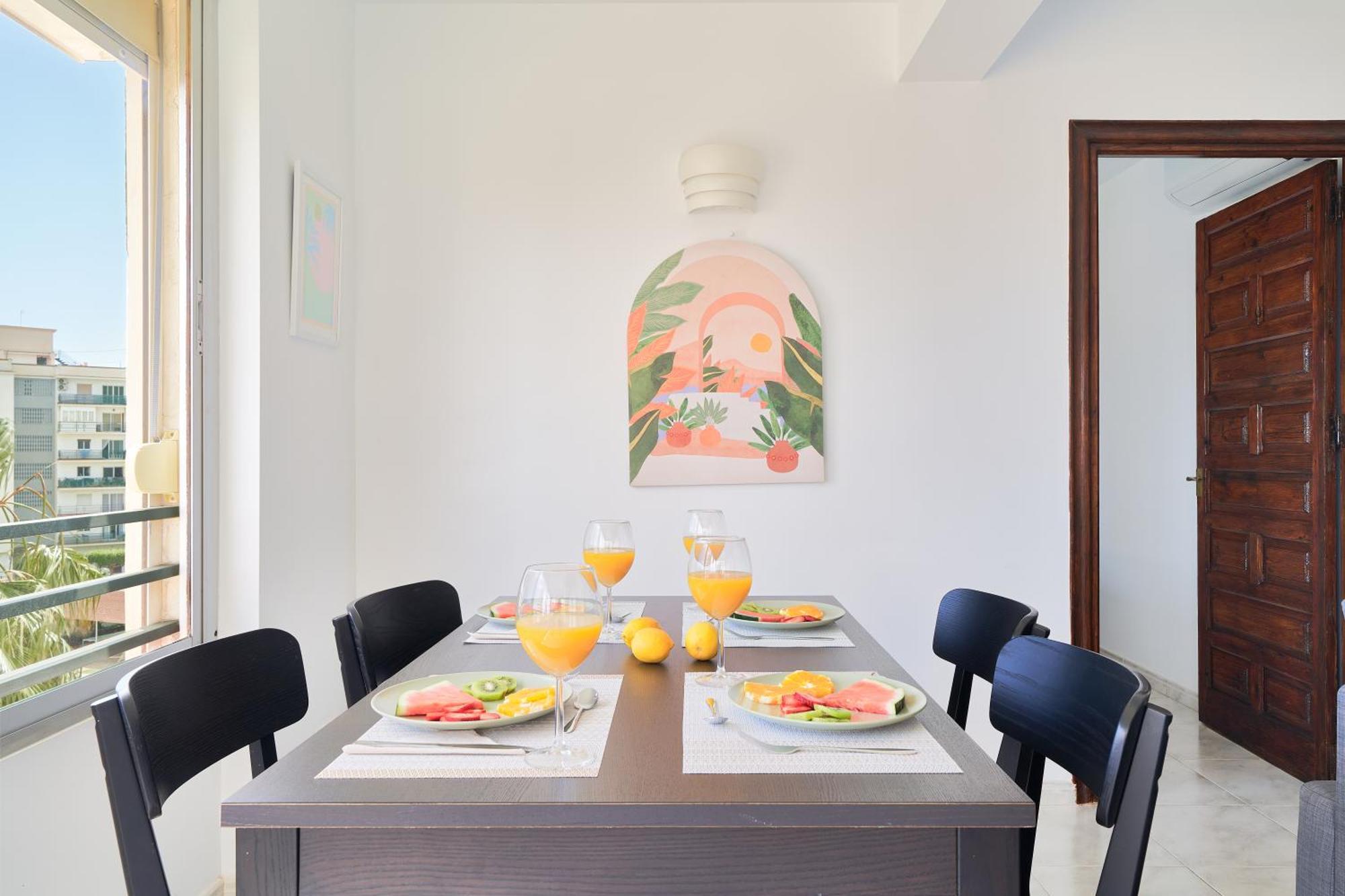 Weforyou Melisa House Near To The Beach เบนัลมาเดนา ภายนอก รูปภาพ